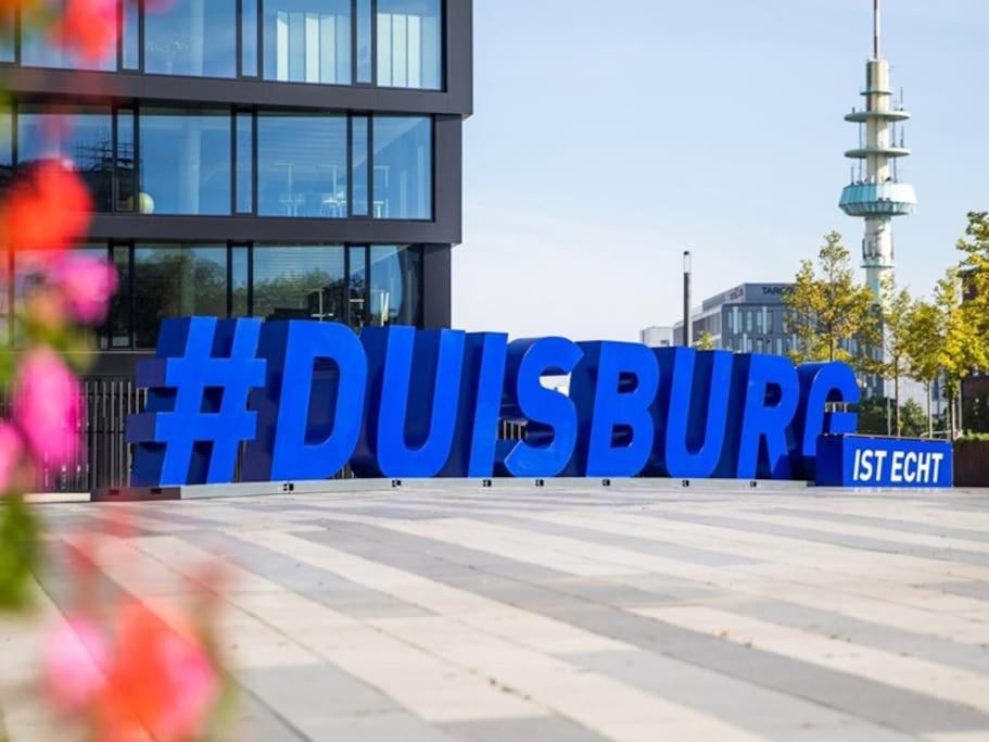 - Nice New York Apartment In The Heart Of Duisburg - Betten & Sofa - 5 Mins Central Station Hbf - Big Tv & Wifi - Exterior foto